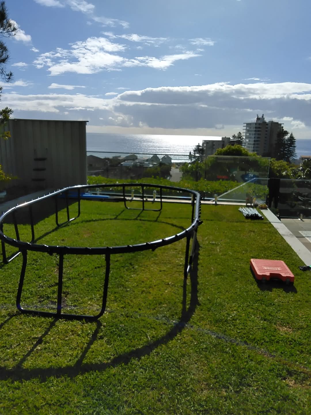 otg rubbish removals 2nd stage trampoline installation near collaroy beach with a wonderful view of the sea and clouds 